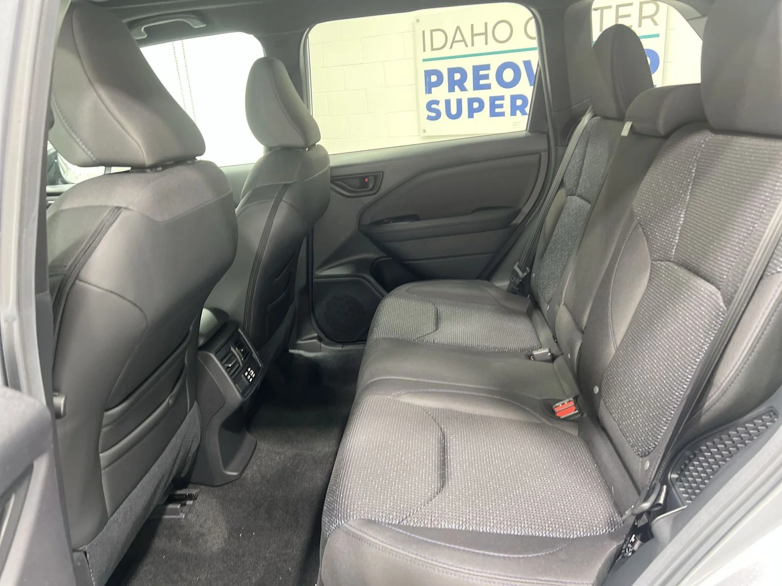 New 2026 ICE SILVER METALLIC Subaru Premium Hybrid image 23
