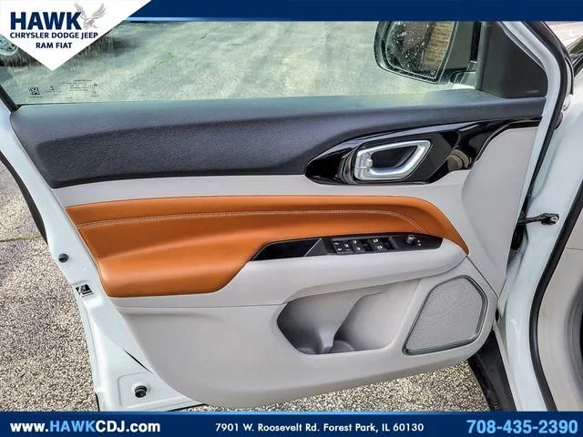 Used 2022 White Jeep Limited image 24