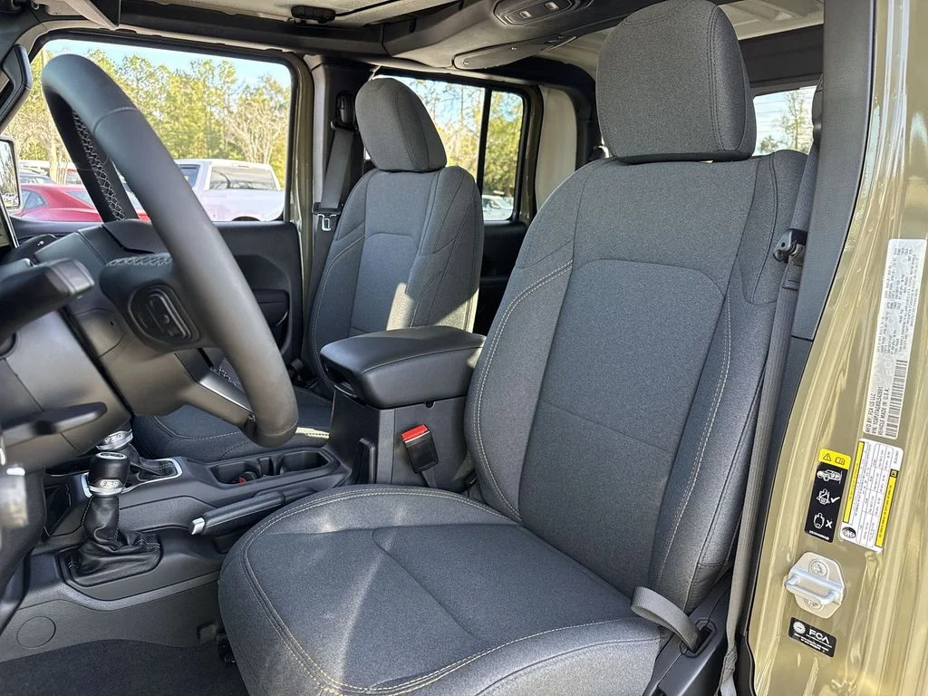 2025 Jeep Gladiator Sport S - Photo 11