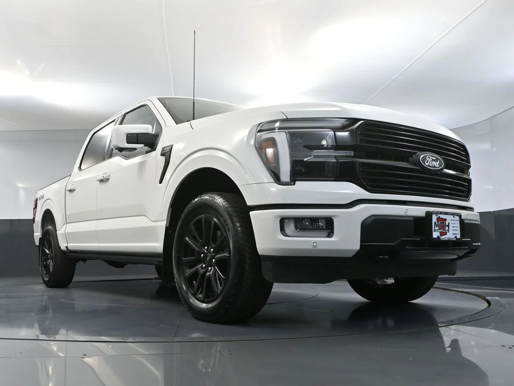 2025 Ford F-150 Platinum - Photo 55