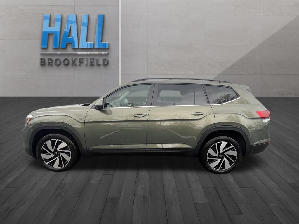 New 2026 Green Volkswagen 2.0T SE w/Technology image 2