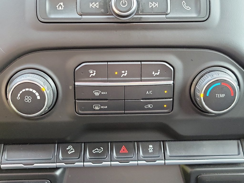 Used 2019 Red Chevrolet Custom Trail Boss image 27