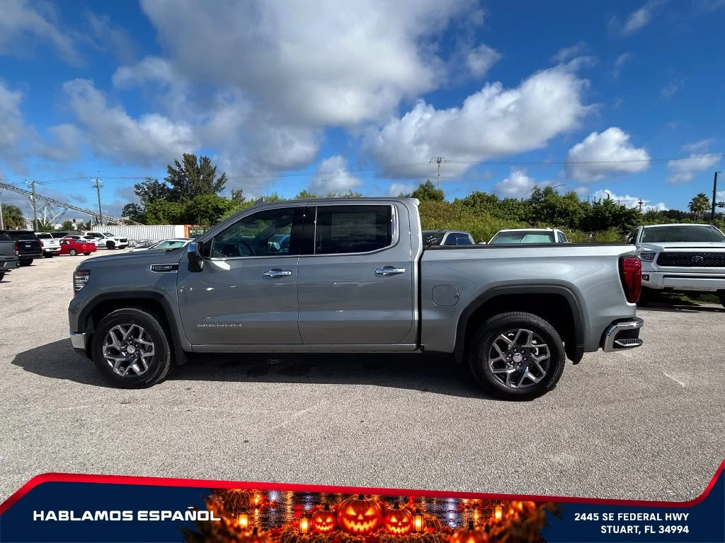 New 2026 Sterling Metallic GMC SLT image 4