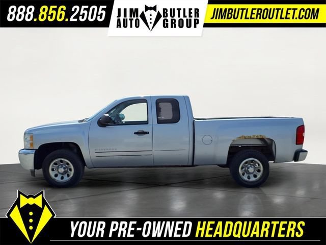 Used 2013 SILVER ICE METALLIC Chevrolet LS image 15