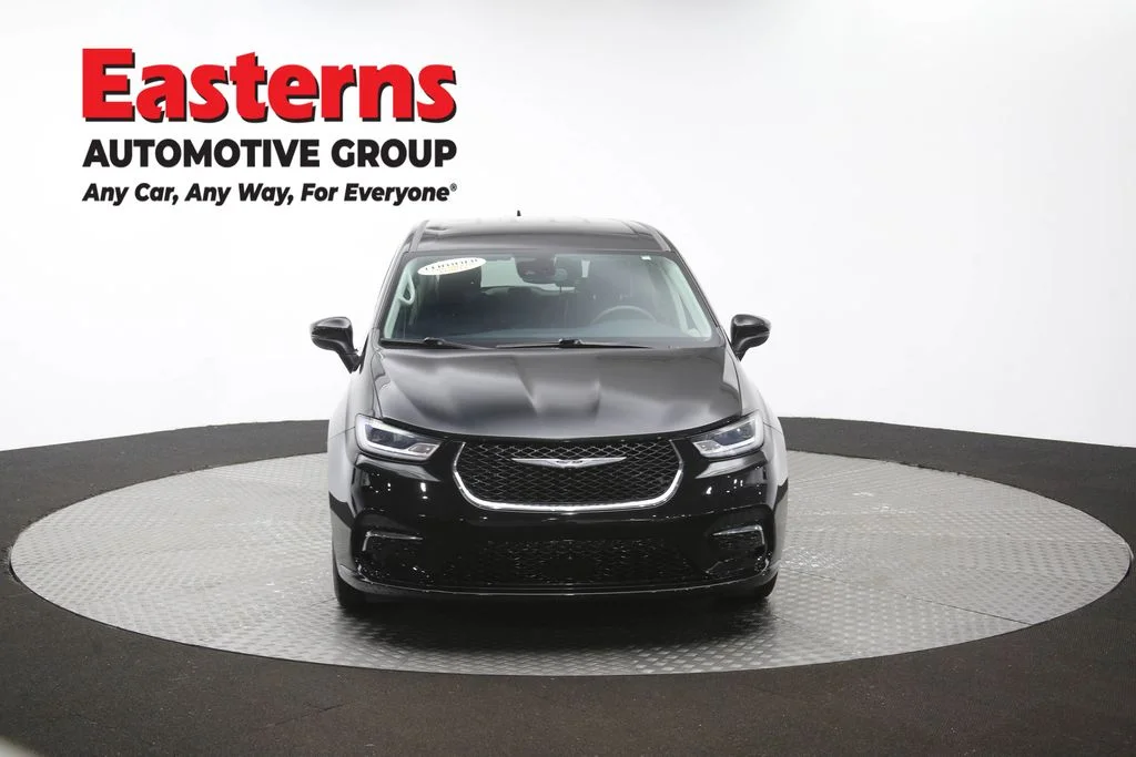 Used 2023 Black Chrysler Touring L image 54
