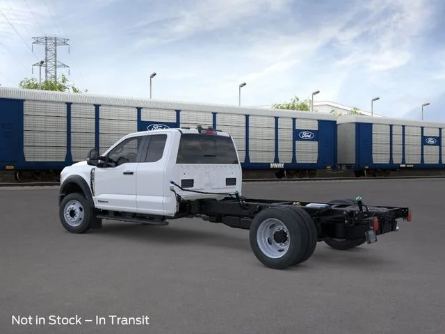 New 2026 Oxford White Ford F-450® XL image 4