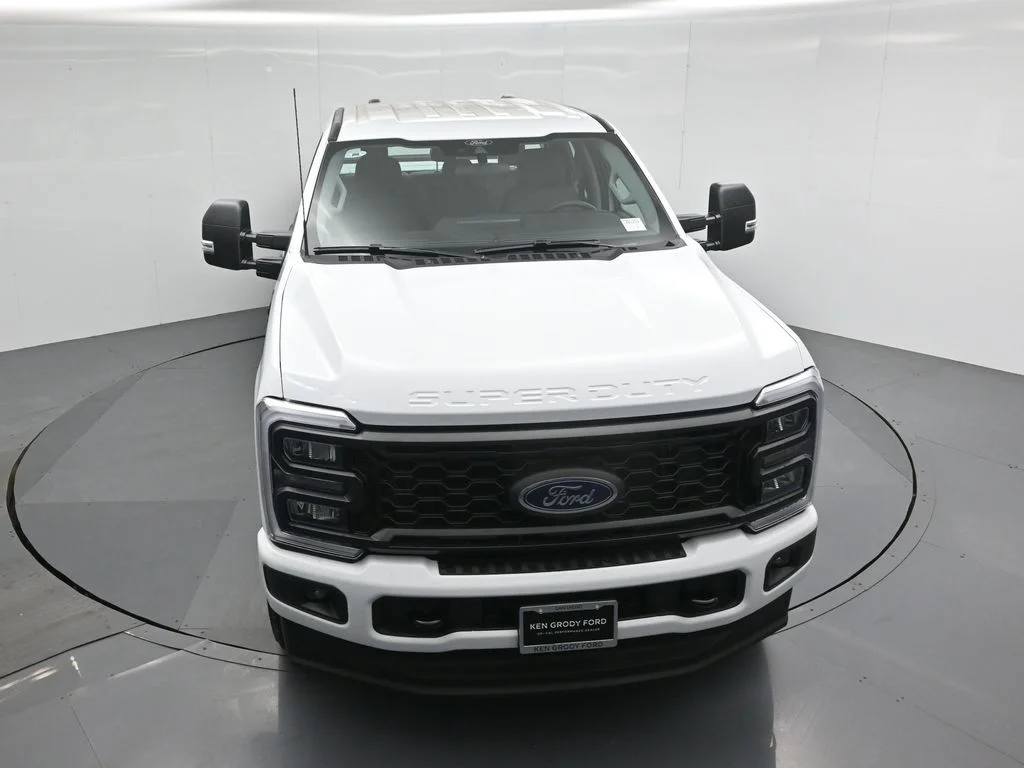 New 2026 Oxford White Ford XL image 31