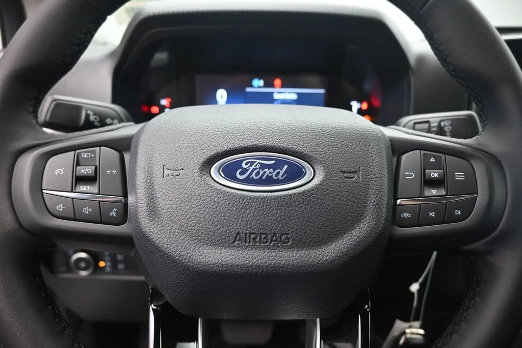 New 2026 Oxford White Ford XLT image 10