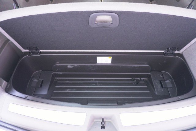 Used 2025 WHITE Cadillac FWD Premium Luxury image 11