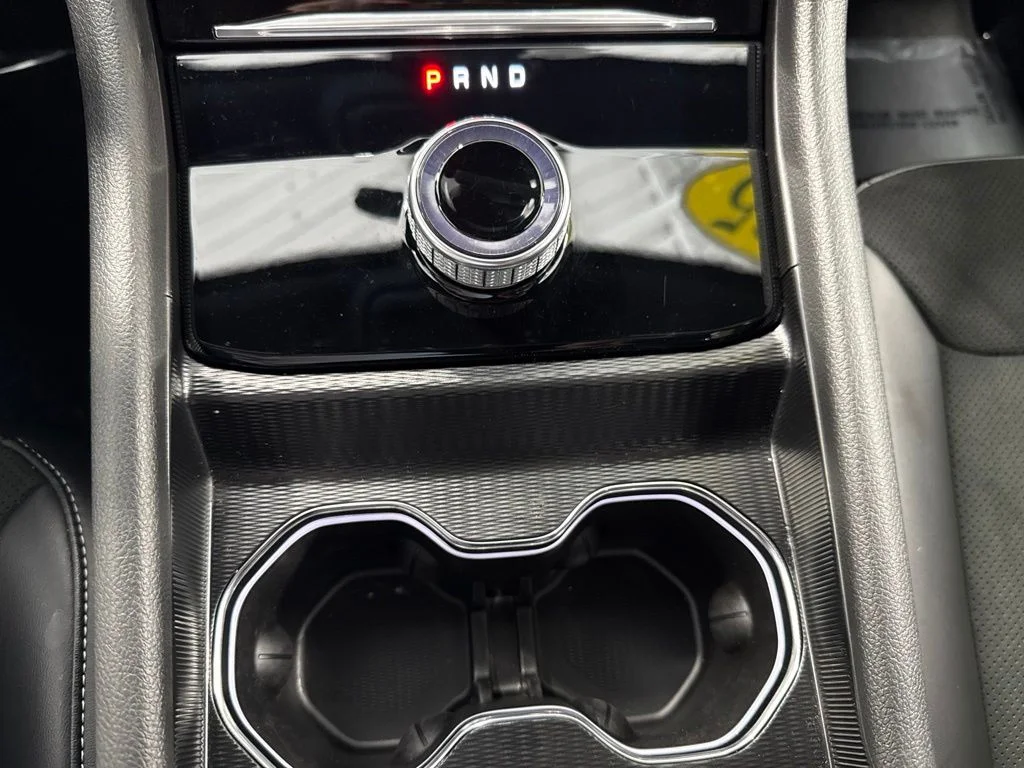 Used 2025 Silver Jeep Altitude image 15