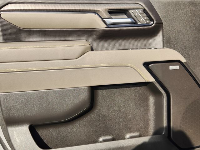 2025 Chevrolet Silverado 2500HD ZR2 - Photo 22