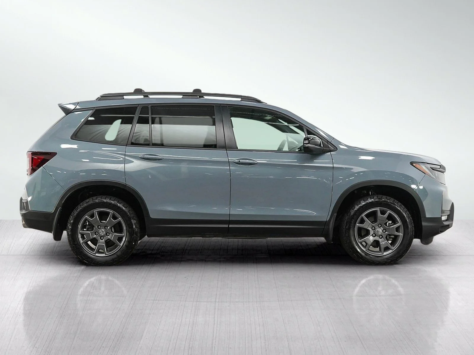 Used 2024 Sonic Gray Honda TrailSport AWD image 6