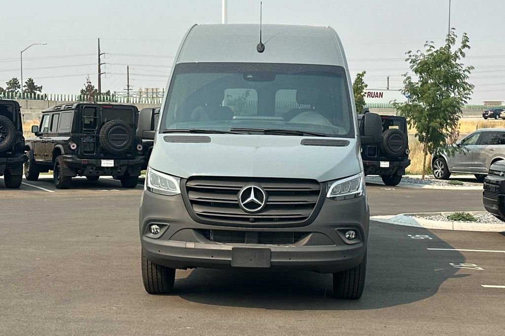 Used 2024 Blue Mercedes-Benz Cargo 170 WB image 8