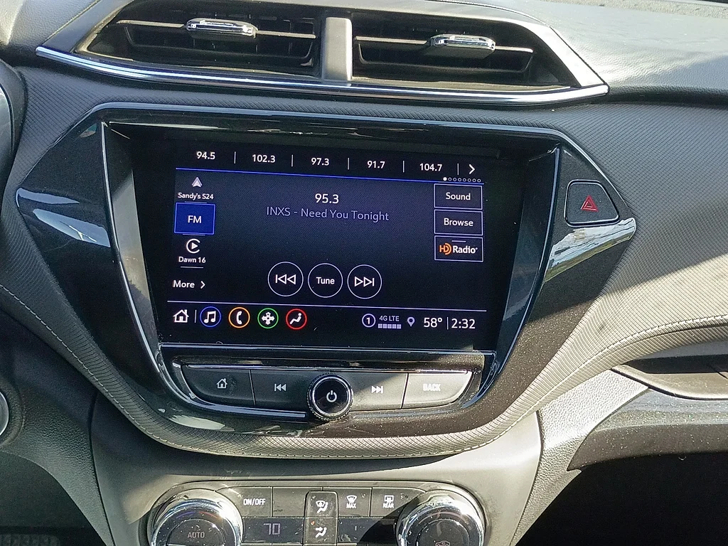 Used 2021 Midnight Blue Metallic Chevrolet ACTIV image 21