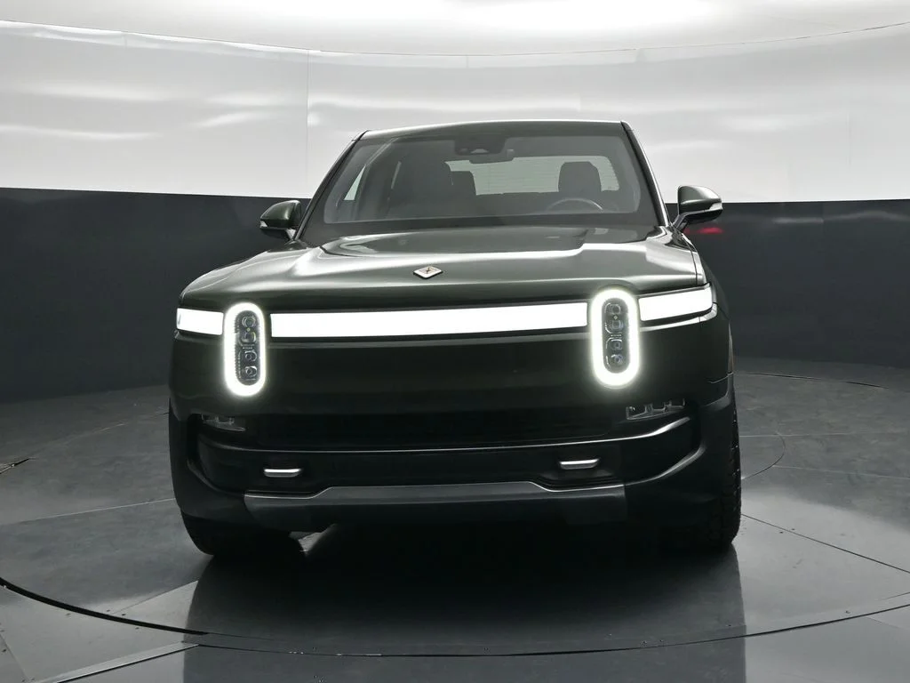 Certified Used 2022 Green Rivian Adventure image 22