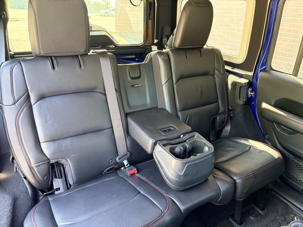 Used 2018 Ocean Blue Metallic Clearcoat Jeep Rubicon image 16