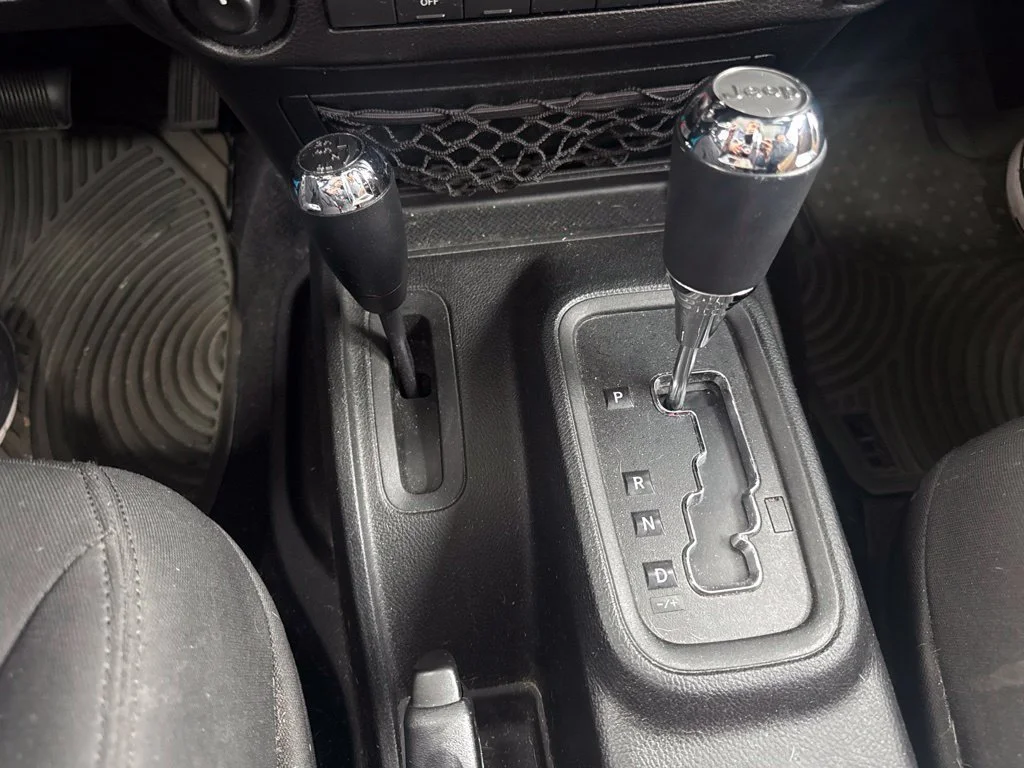 Certified Used 2017 Chief Clearcoat Jeep Unlimited Sport image 27