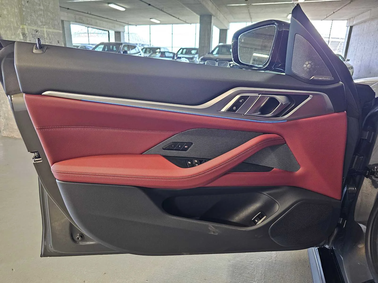 New 2026 Dravit Grey Metallic BMW xDrive40 image 22