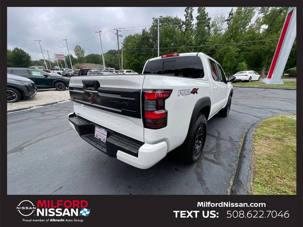Used 2026 White Nissan PRO-4X image 5