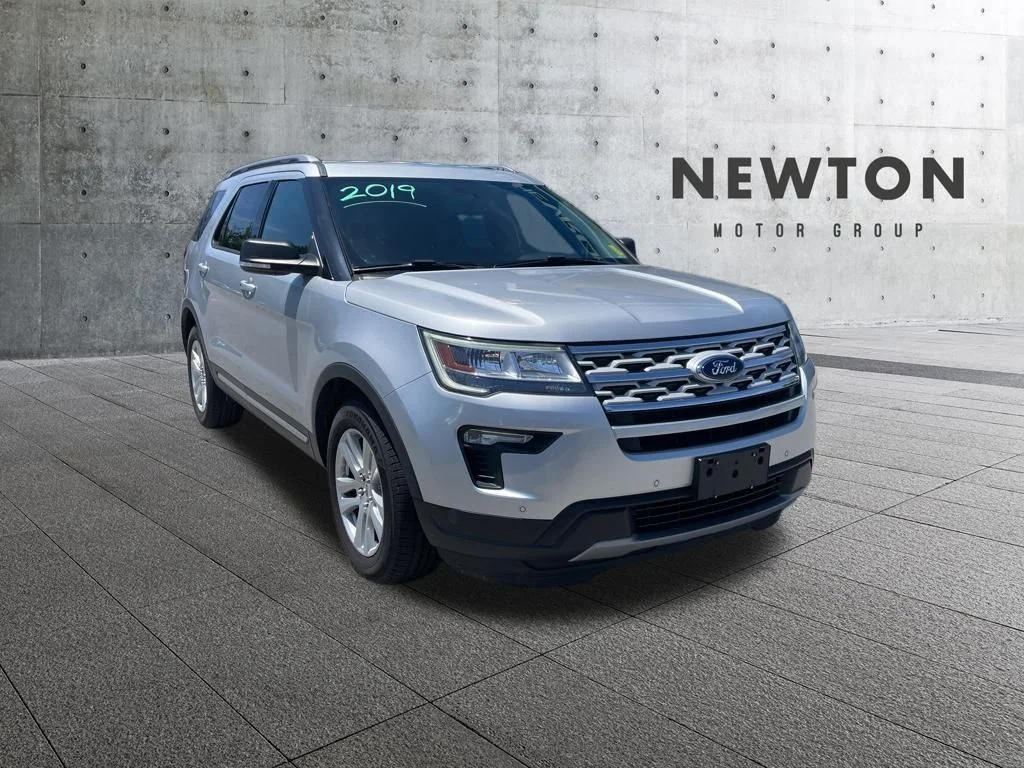 2019 Ford Explorer XLT FWD's photo