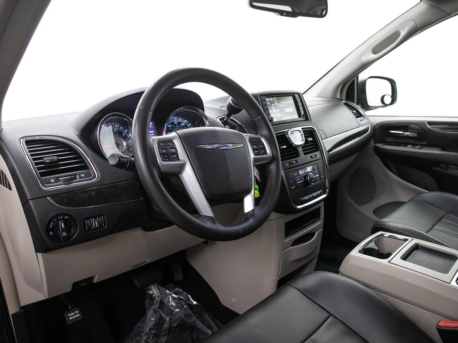 Used 2013 Maximum Steel Metallic Clearcoat Chrysler Touring image 27