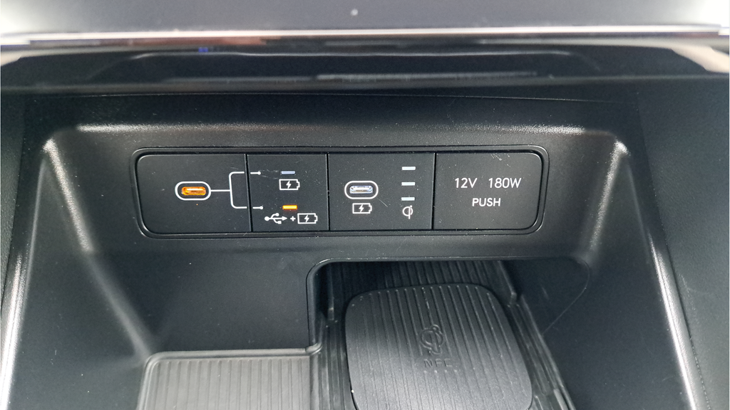 Used 2025 Red Hyundai SEL image 22