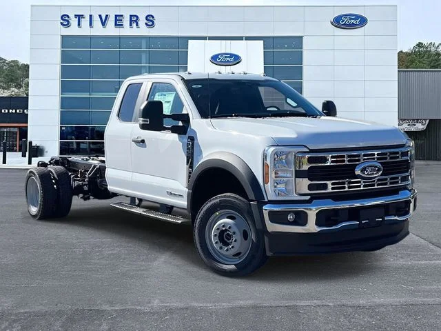 2026 Ford F-450 XL 4x4 SuperCab 192-In DRW's photo