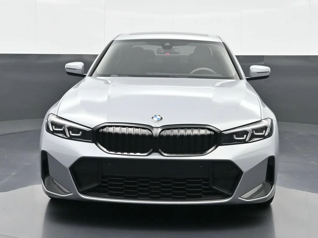 Used 2024 Gray BMW 330i image 6