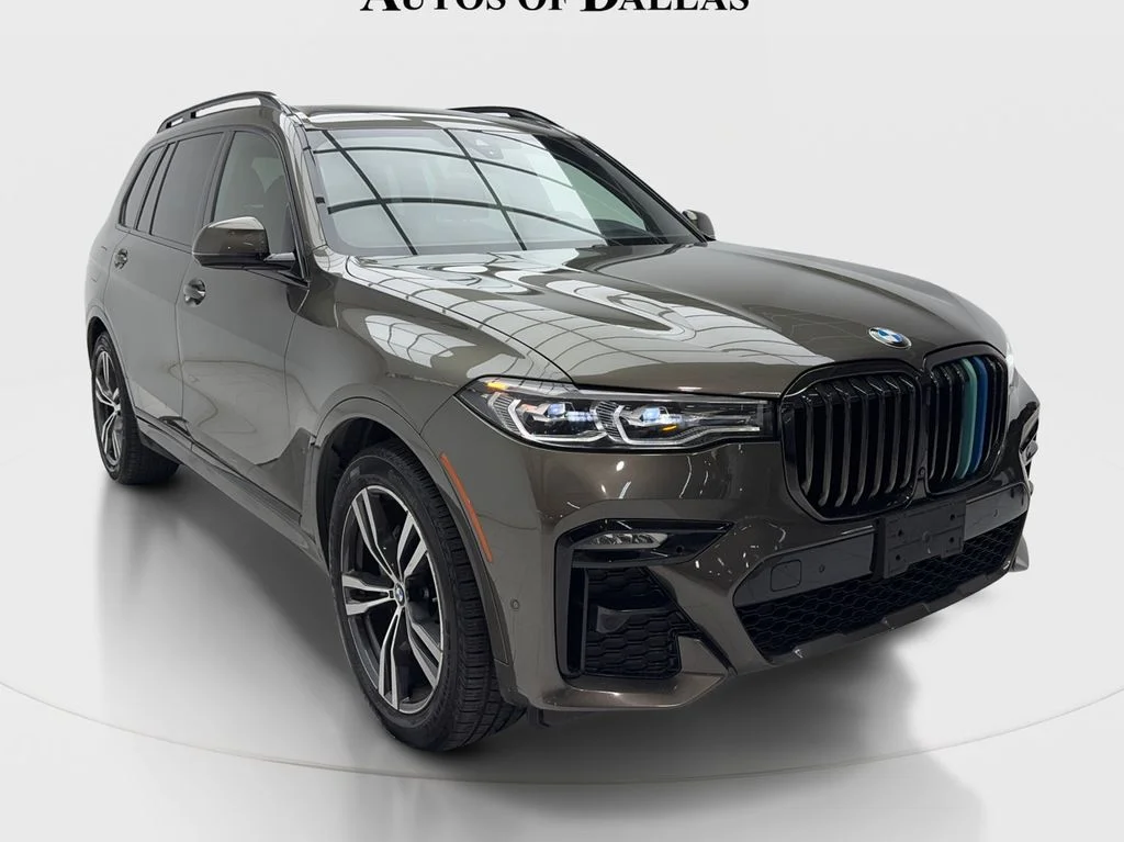 Used 2022 Green BMW xDrive40i image 2