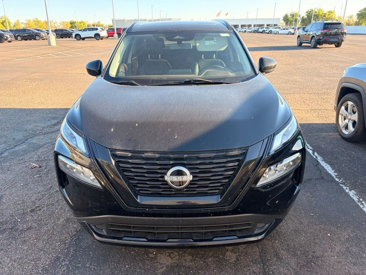Used 2023 Super Black Nissan SV image 2