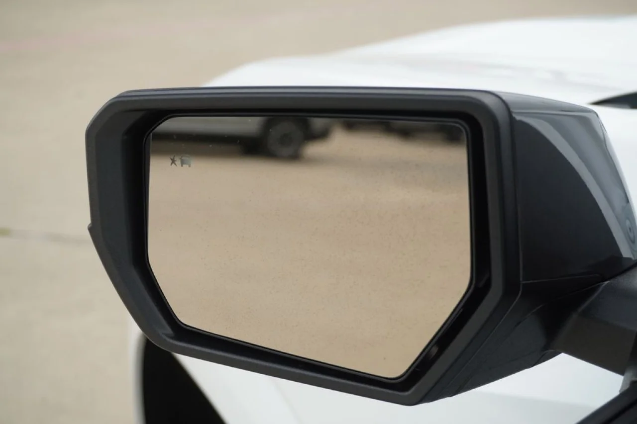 2026 Chevrolet Colorado LT - Photo 19