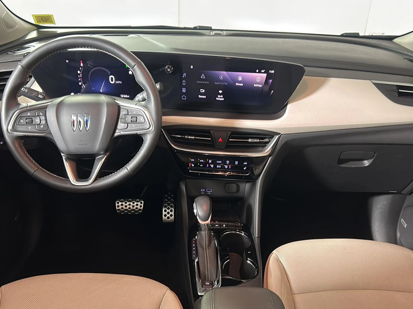 Used 2024 White Frost Tricoat Buick Avenir image 32