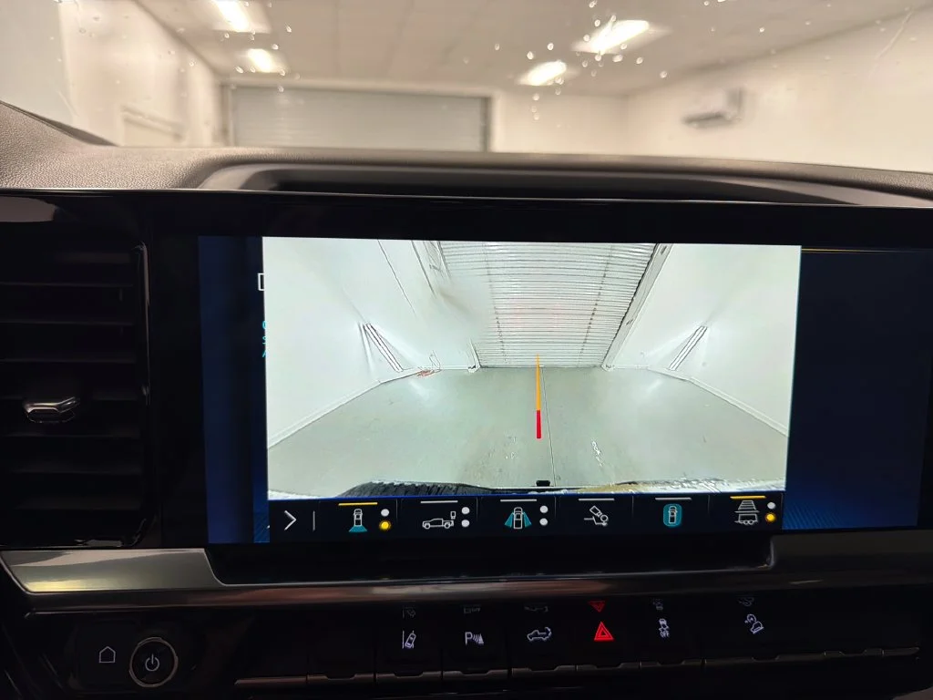Used 2024 White Chevrolet LT image 20