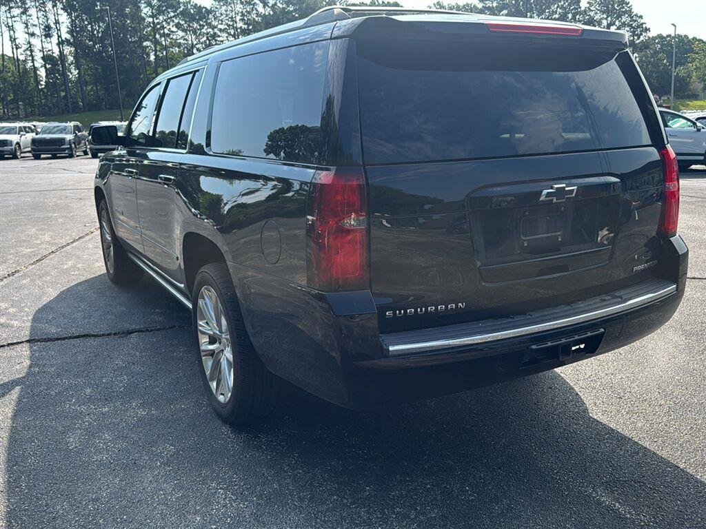 Used 2019 Black Chevrolet Premier image 5