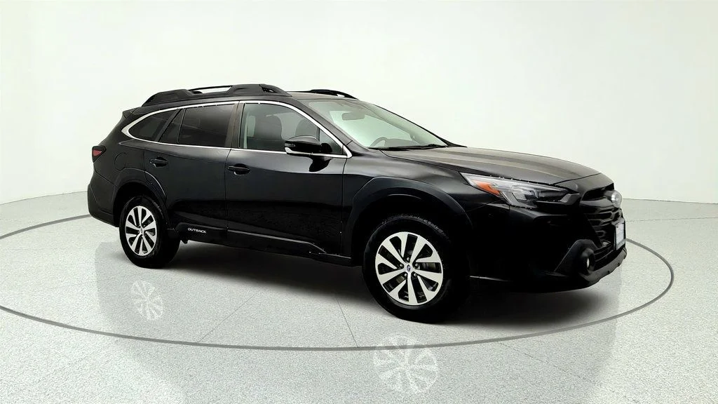 Used 2023 Crystal Black Silica Subaru Premium CVT w/ BSD/RCTA & Hands-Free Power Rear Gate image 3