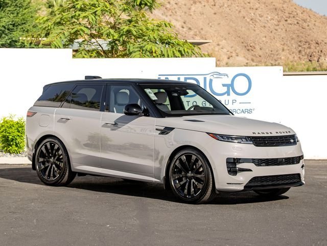 New 2026 Borasco Grey LAND ROVER Dynamic SE image 4