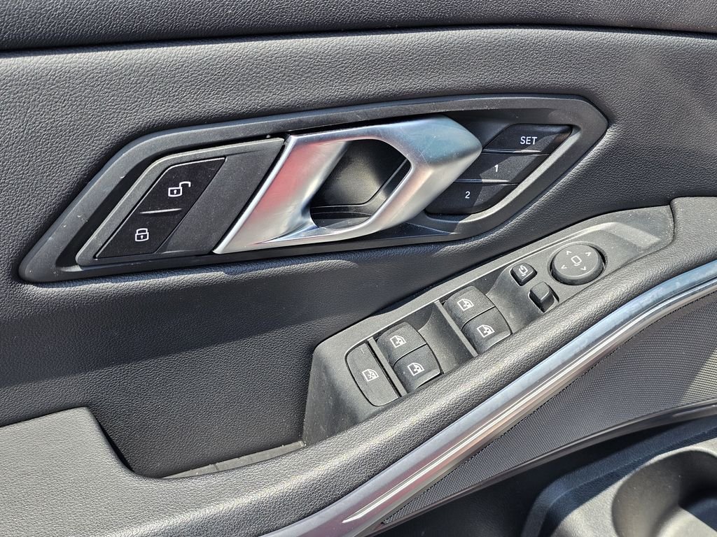 Used 2025 Red BMW M340i image 14