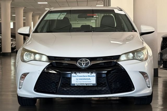 Used 2016 Super White Toyota SE image 12