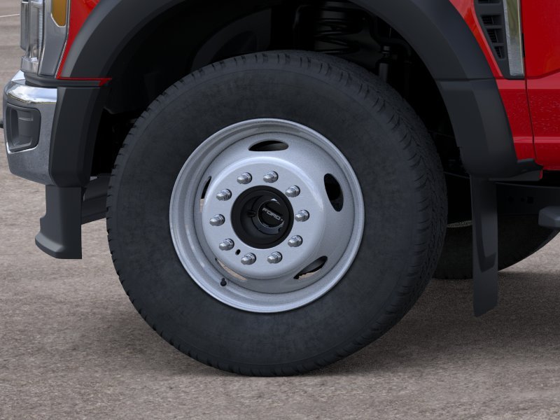 New 2026 Race Red Ford F-600® XLT image 19