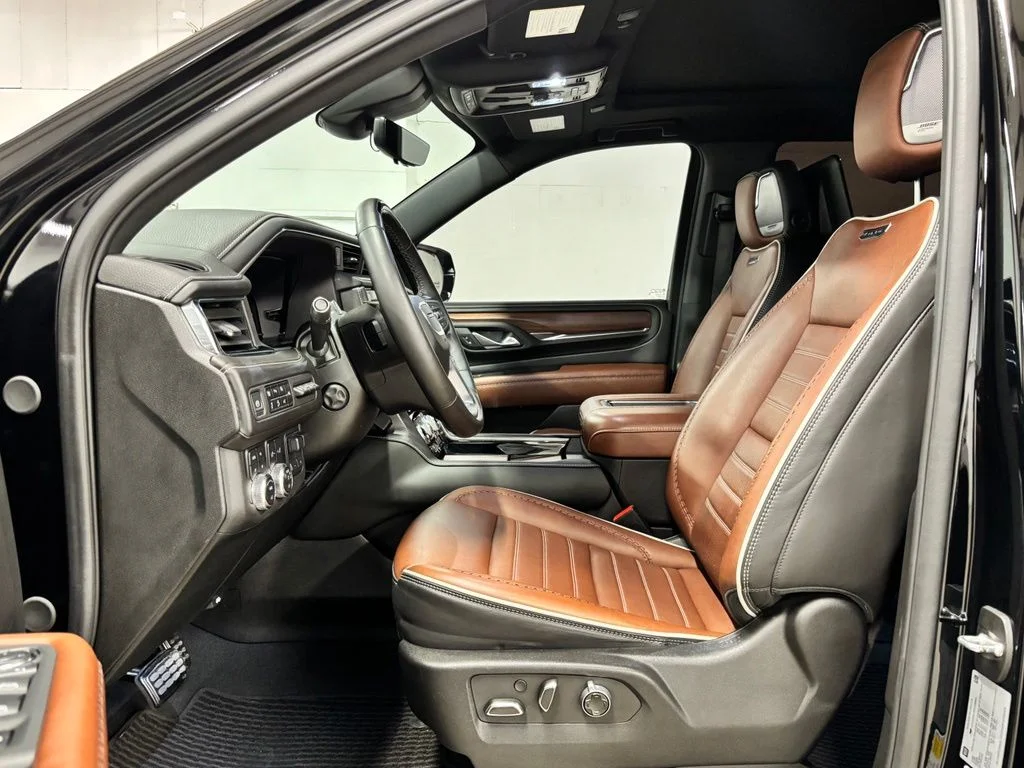 Used 2024 Black GMC Denali Ultimate image 18