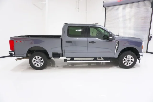 Used 2024  Ford XLT image 4