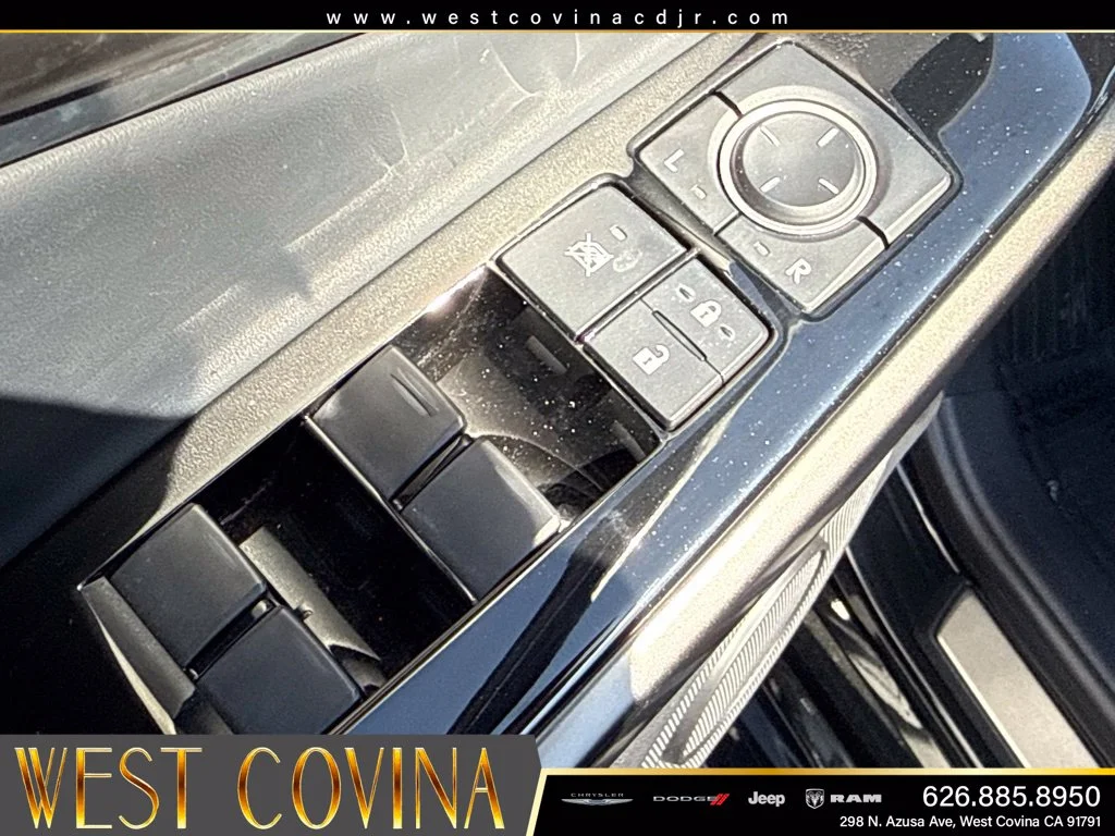 Used 2025 Black Lexus 300 image 14