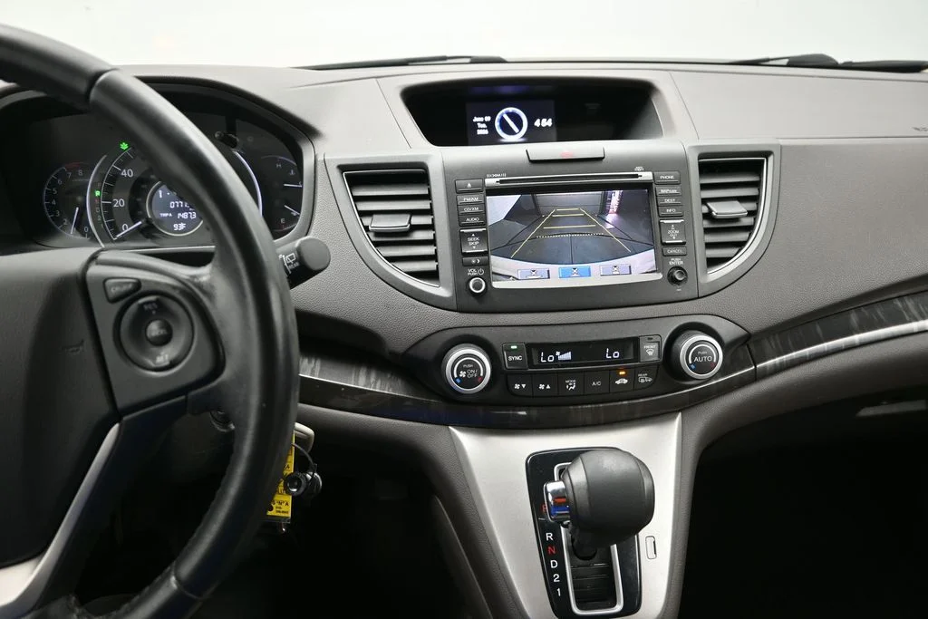 Used 2014 White Honda EX-L image 21