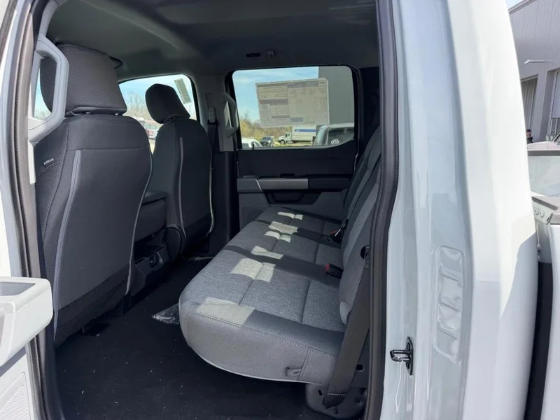 New 2026 Avalanche Ford F-250® XL image 9