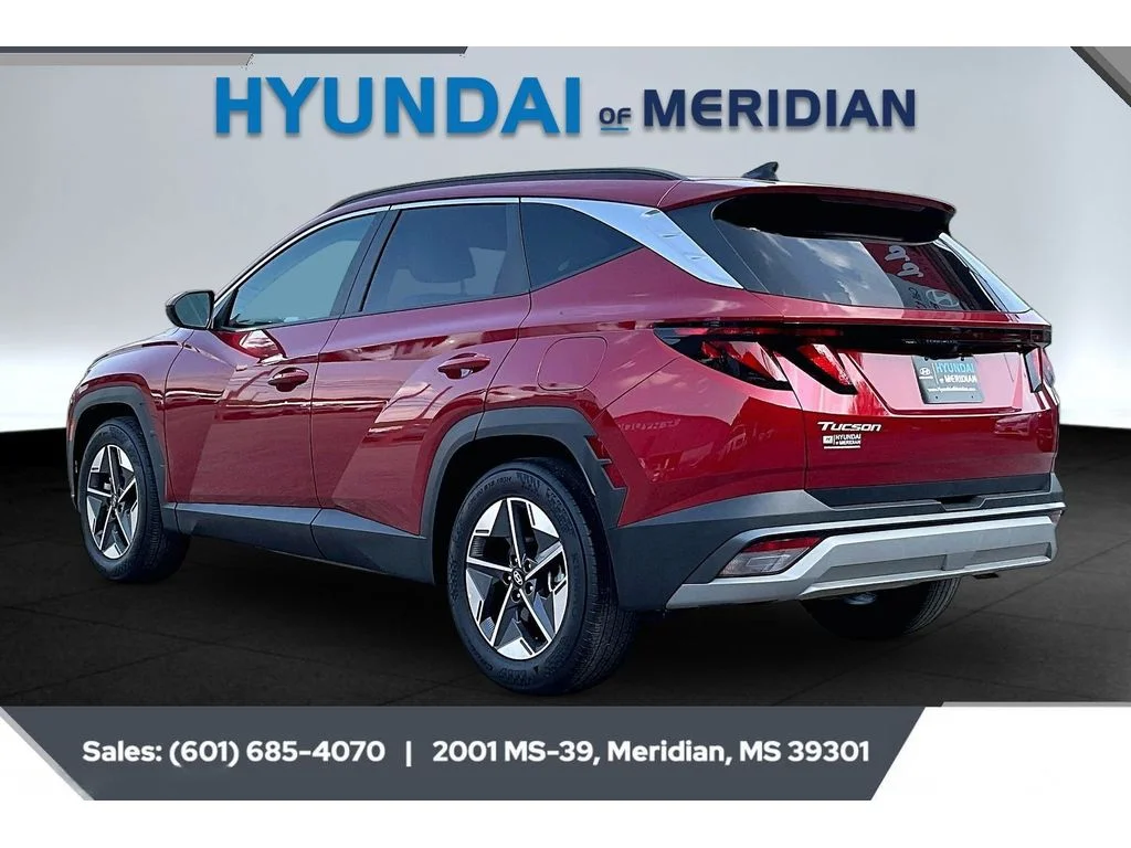Used 2025 ULTIMATE RED Hyundai SEL image 2