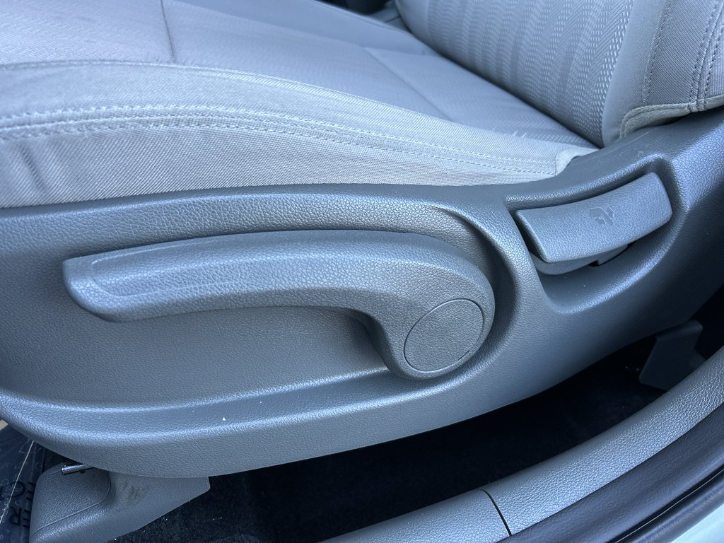 Used 2019 Steel Gray Kia LX image 17