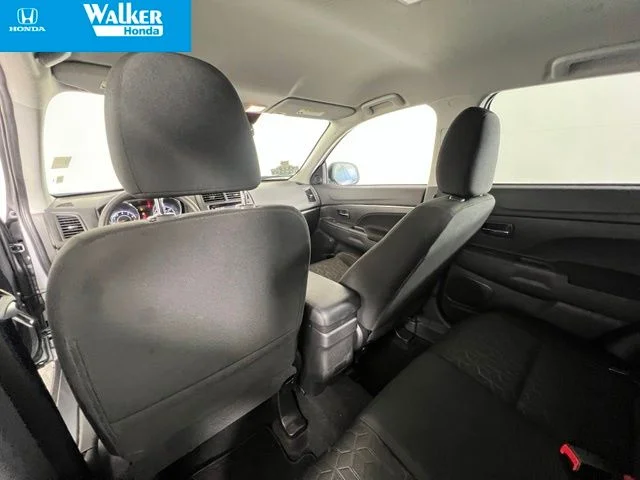 Used 2025 Gray Mitsubishi 2.0 ES image 19