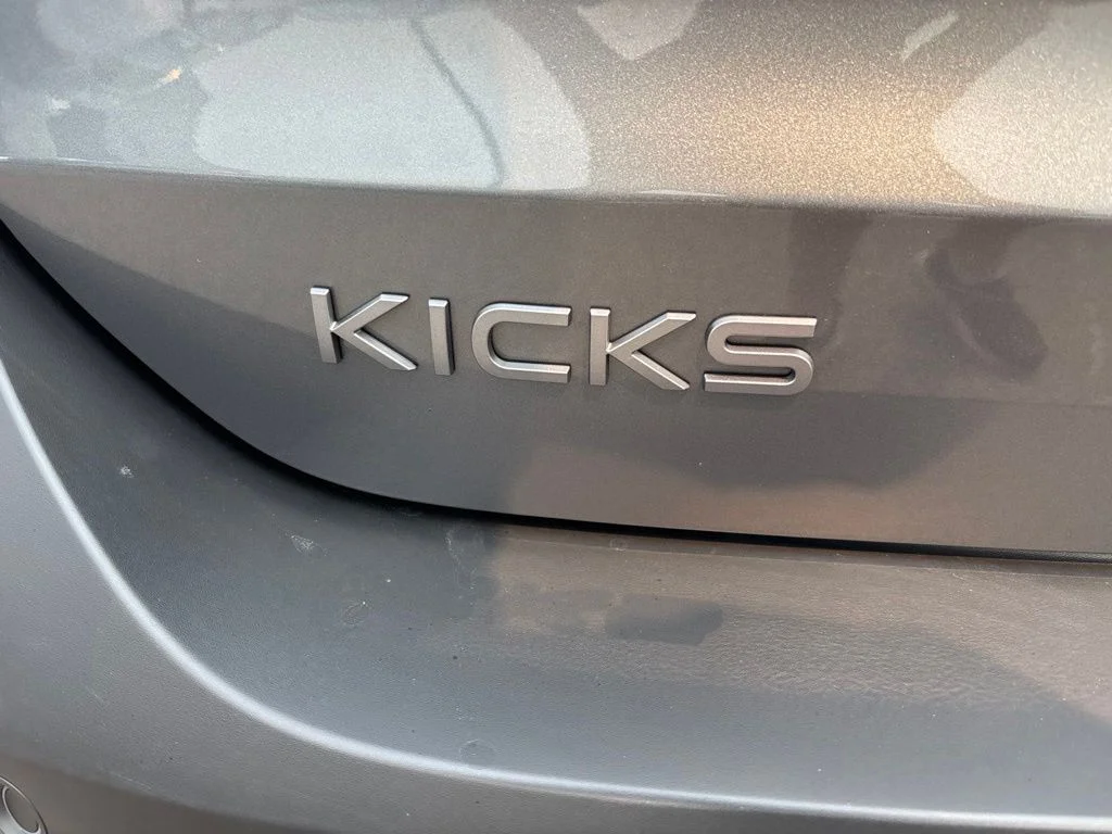 Used 2025 Gray Nissan SV image 15