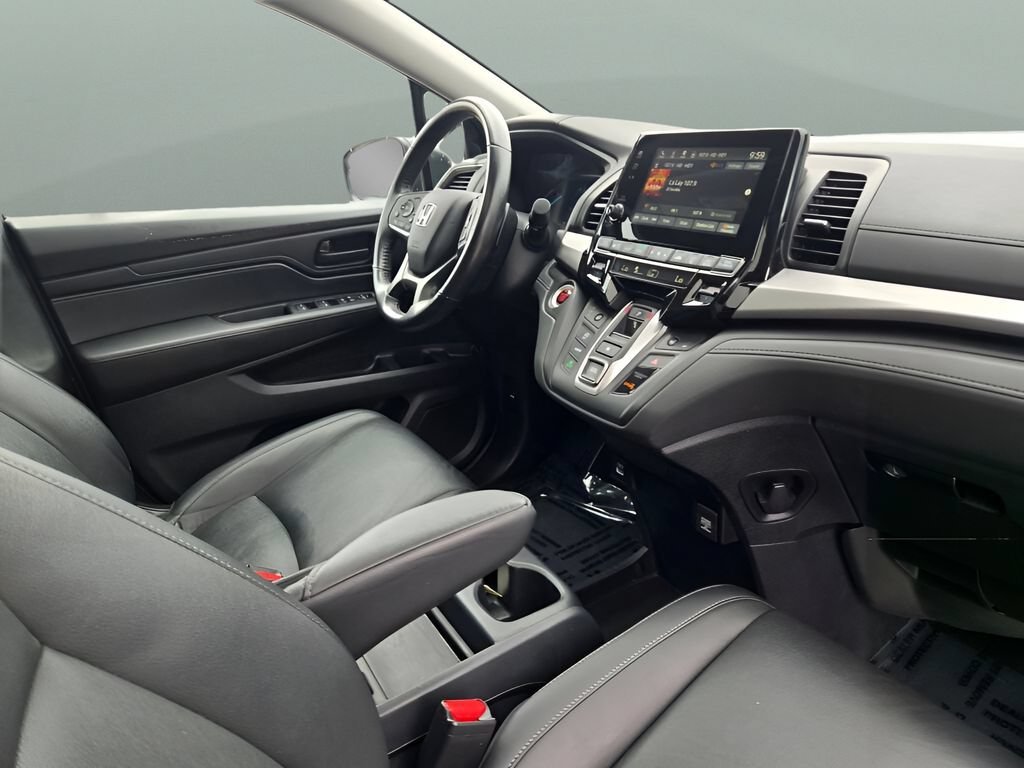 Used 2024 Gray Honda EX-L image 8