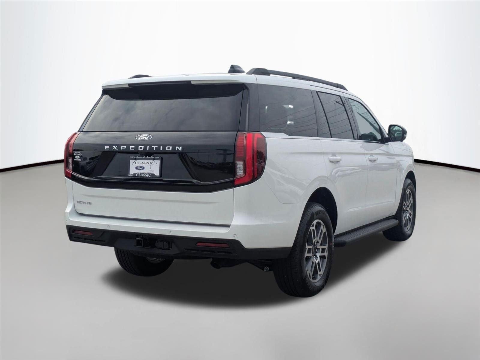 New 2026 Star White Metallic Tri-Coat Ford Active image 5